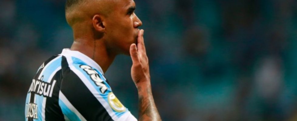 Бразилското крило на Ювентус Дъглас Коста ще премине в ЛА Галакси bet365