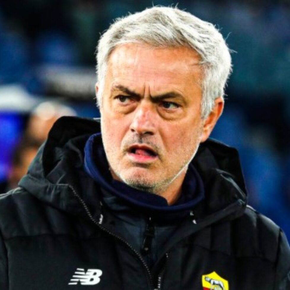 Стана ясно какво е наказанието на наставника на Рома Жозе Моуриньо bet365