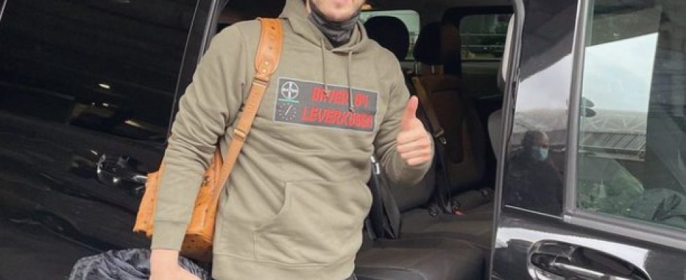 Сардар Азмун кацна в Германия , за да се присъедини към Байер (Леверкузен) bet365