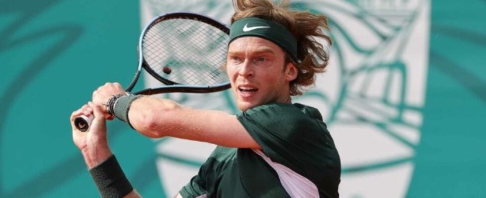 Андрей Рубльов и Новак Джокович ще играят на финала в Белград bet365