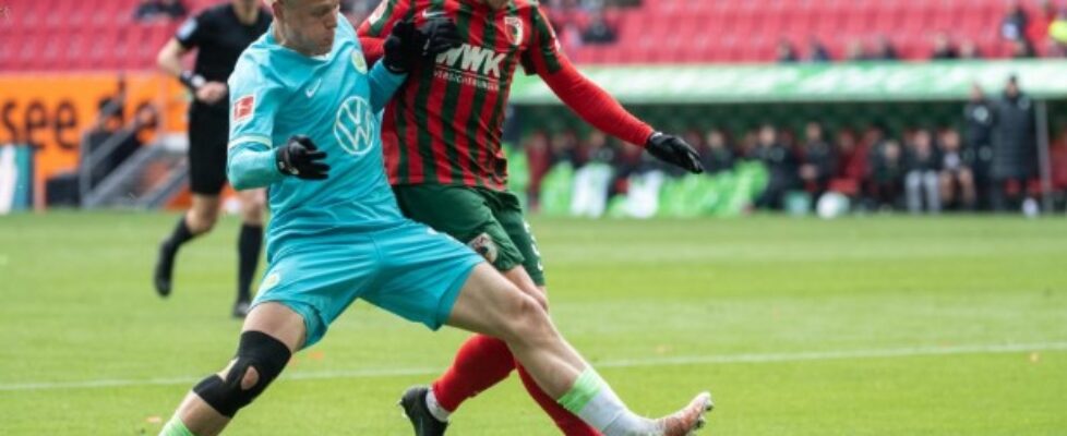 Аугсбург победи с 3:0 Волфсбург bet365