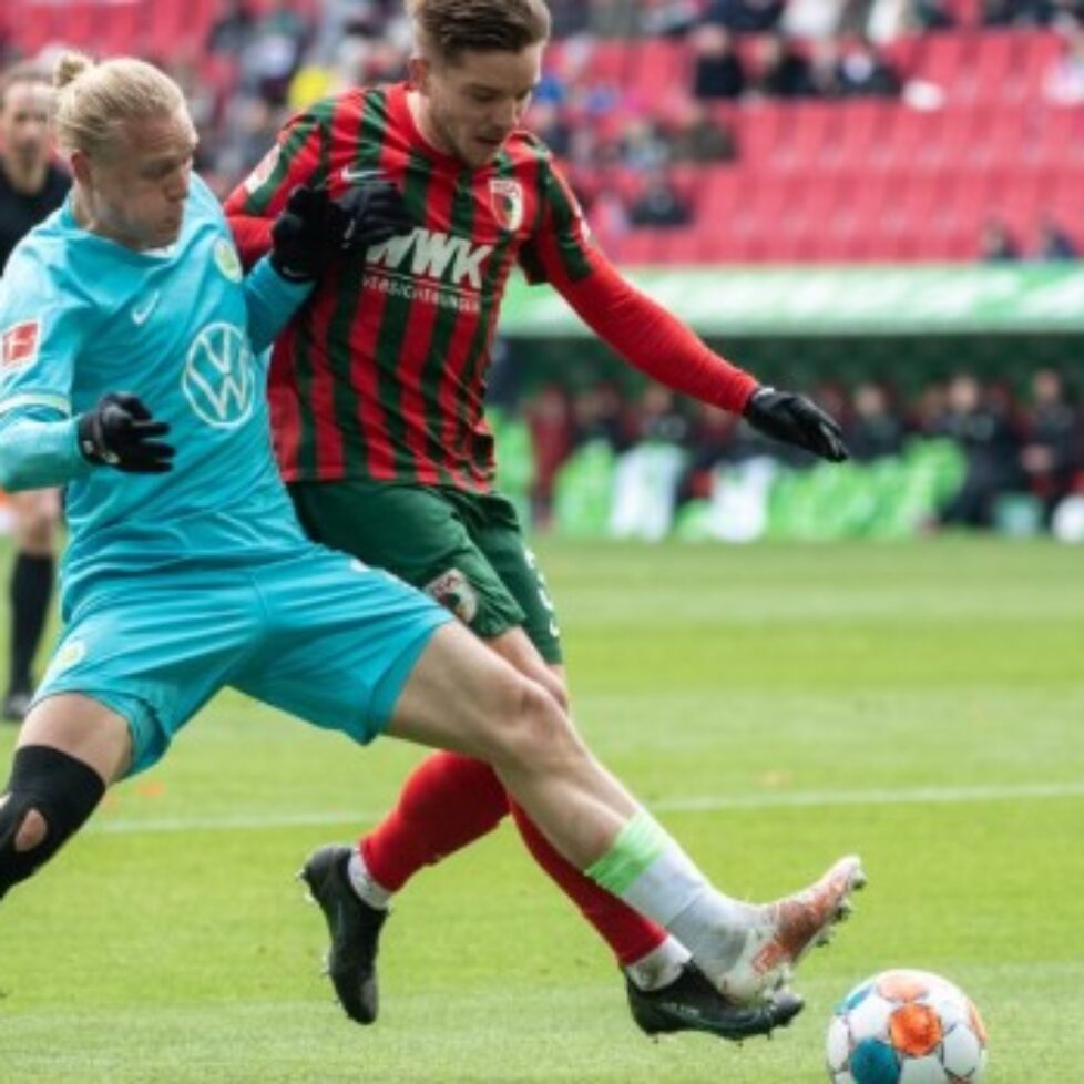 Аугсбург победи с 3:0 Волфсбург bet365