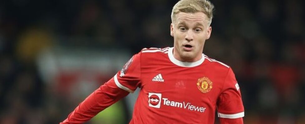 Ралф Рангник сподели мнението си за бъдещето на халфа Дони ван де Беек bet365