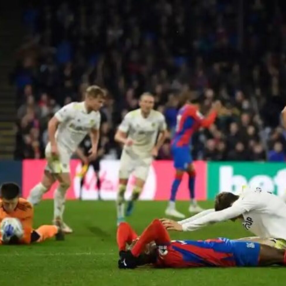 Кристъл Палас и Лийдс завършиха при резултат 0:0 bet365