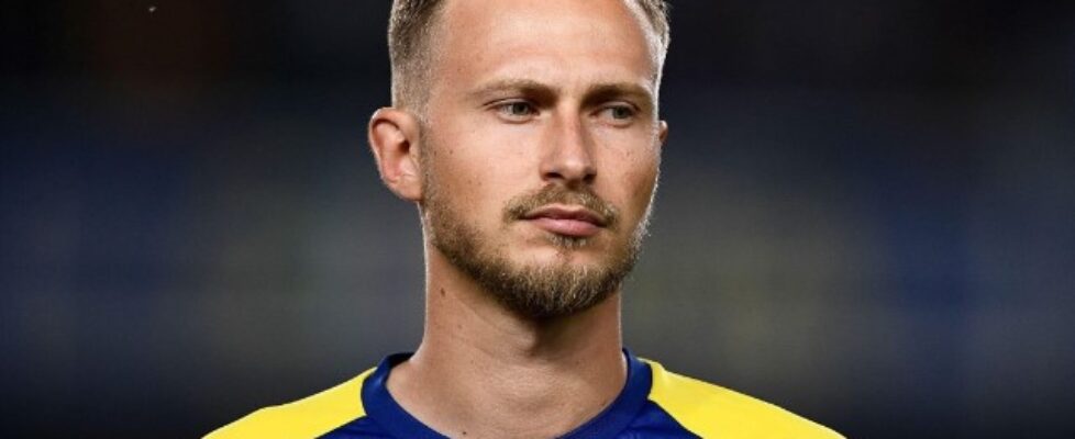 Тотнъм си хареса звездата на Верона Антонин Барак bet365
