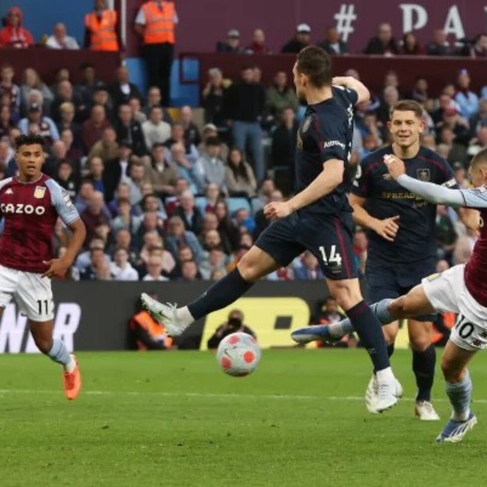 Бърнли и Астън Вила завършиха при резултат 1:1 bet365