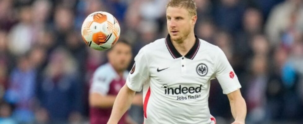 Мартин Хинтерегер ще пропусне финала на Лига Европа bet365