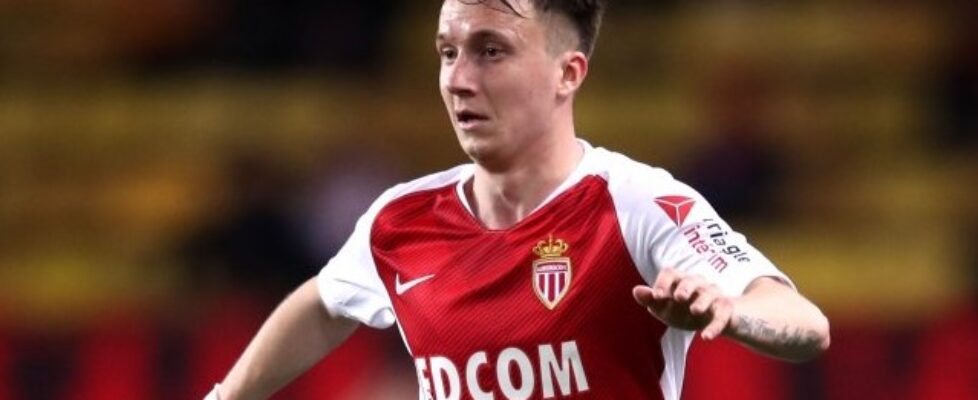Нюкасъл ще направи нов опит да привлече Александър Головин bet365