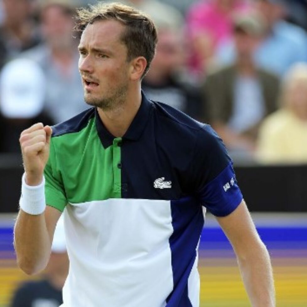 Даниил Медведев се класира за втория кръг на турнира в Хале bet365
