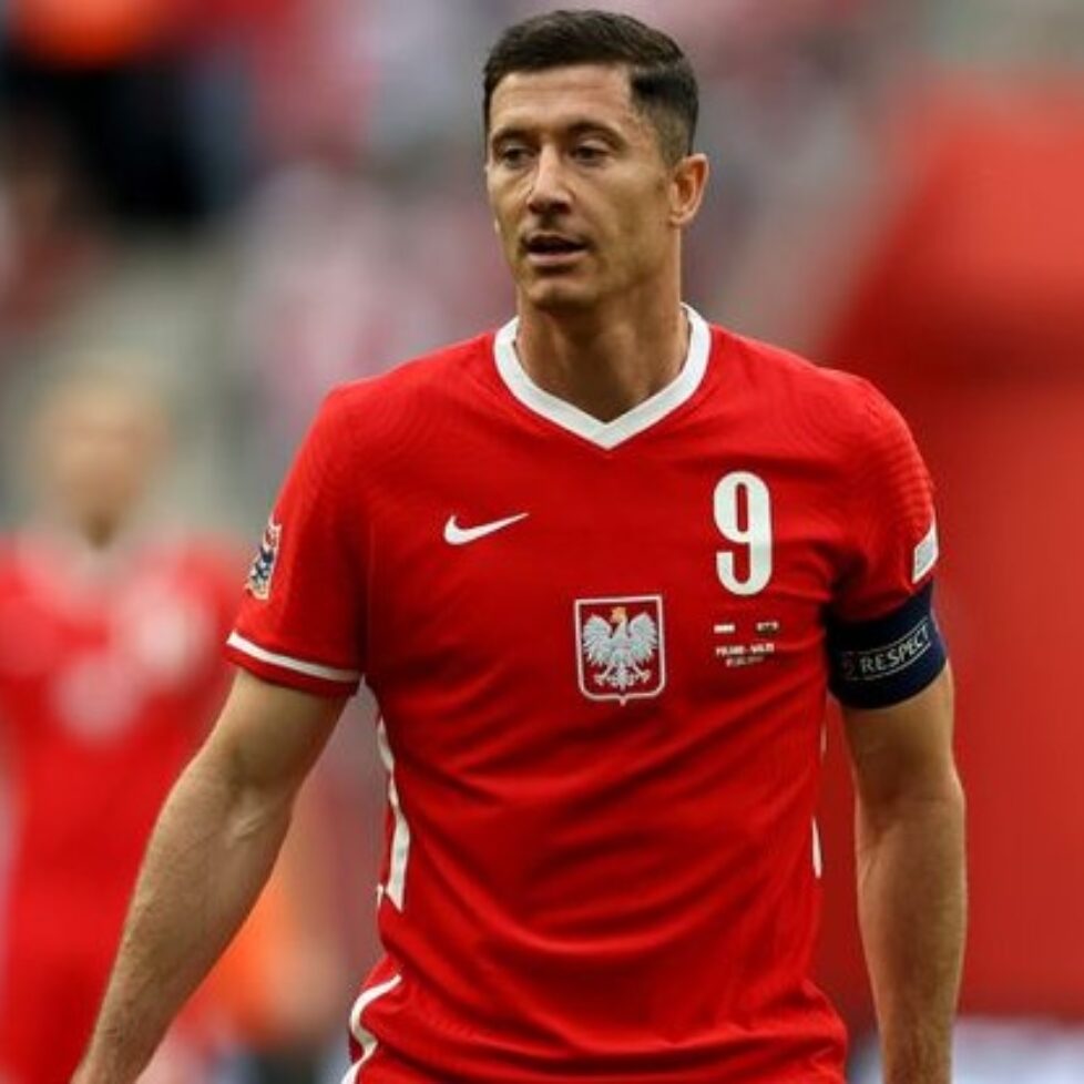 Флорентино Перес коментира възможният трансфер Левандовски в Барселона bet365