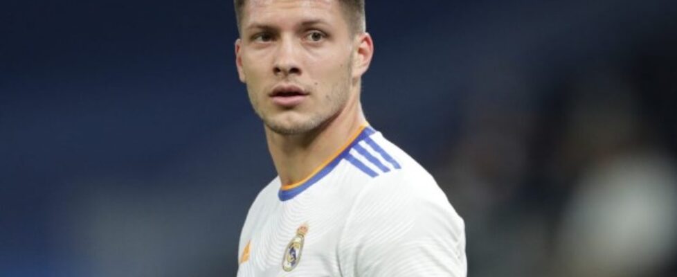Фиорентина и Реал Мадрид продължават преговорите за Лука Йович bet365