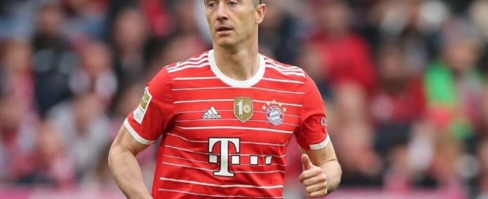 Пари Сен Жермен ще се опита да привлече Роберт Левандовски bet365