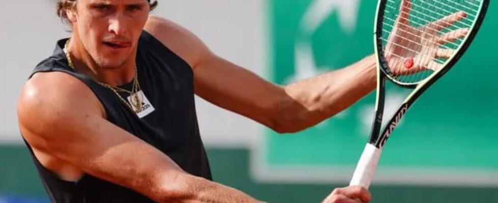 Александър Зверев започна тренировки след контузията в глезена bet365