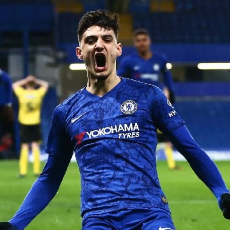 Уест Хам ще успее да привлече основната си трансферна цел Армандо Броя bet365
