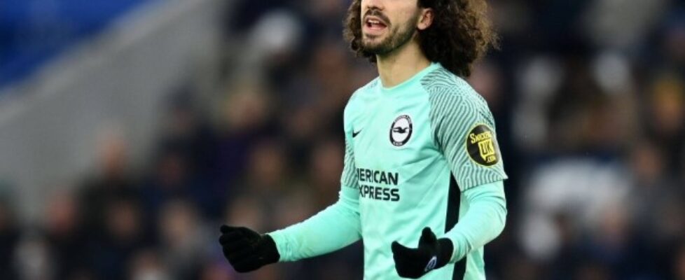 Брайтън отхвърли оферта на Манчестър Сити за защитника Марк Кукурея bet365