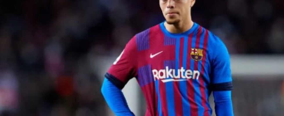 Сержиньо Дест увери, че няма да напусне Барселона bet365