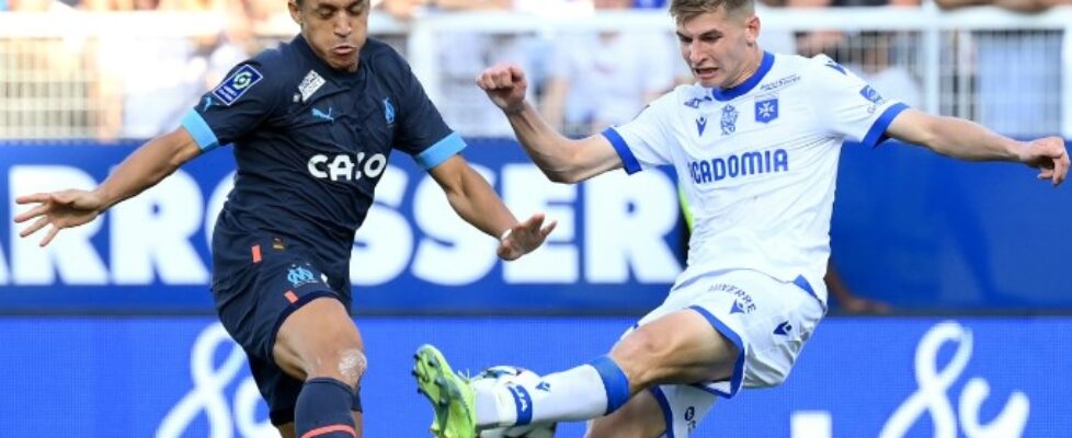 Марсилия победи с 2:0 Оксер bet365