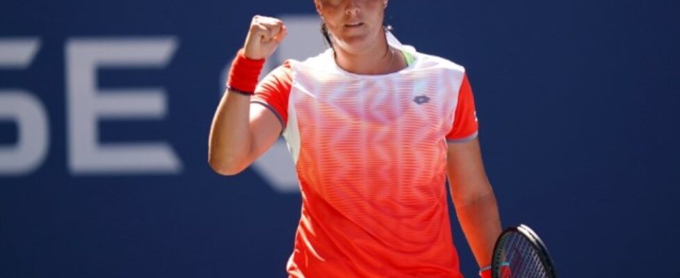 Онс Жабюр се класира за осминафиналите на US Open bet365