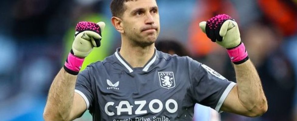 Емилиано Мартинес bet365