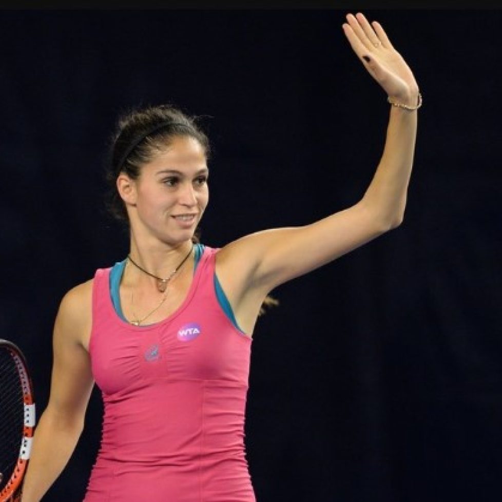 Изабелла Шиникова bet365